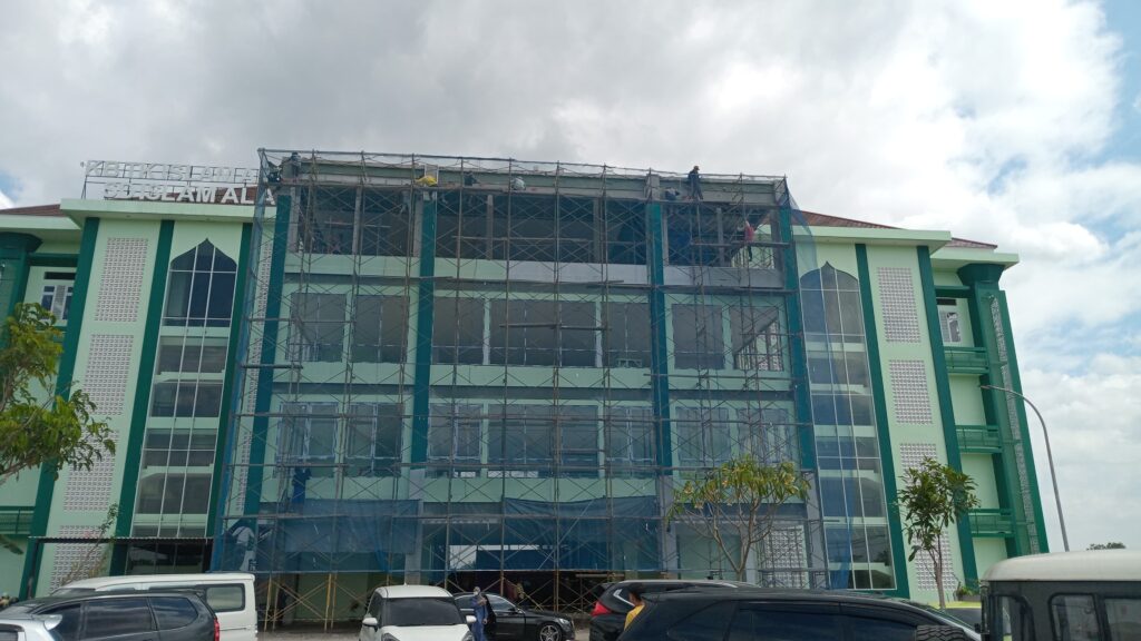 PROYEK SEKOLAH ISLAM AL AZHAR SURABAYA TAHAP 2 TAHUN 2025